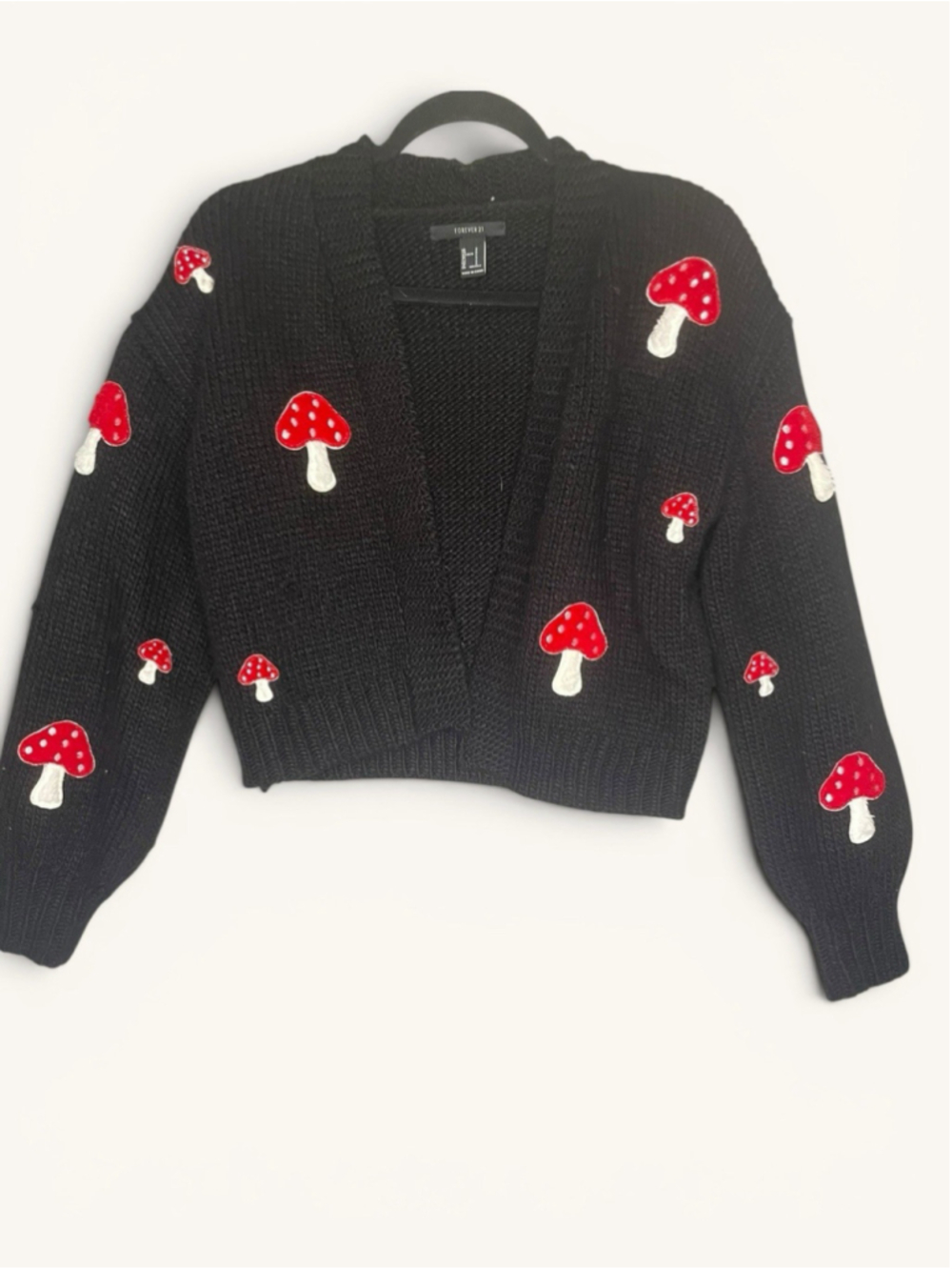 Forever 21 Cropped Mushroom Open Front Sweater Cardigan Size Small Black Red